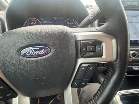 Used 2022 Ford F250 Lariat w/ Tremor Off-Road Package AWD/4WD image 28