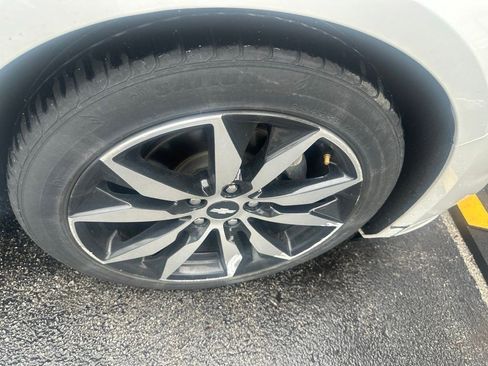 Used 2016 Chevrolet Malibu LT w/ Leather Package FWD image 15