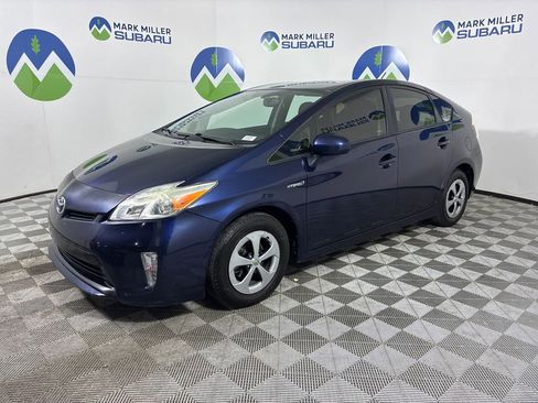 Used 2014 Toyota Prius Four image 3