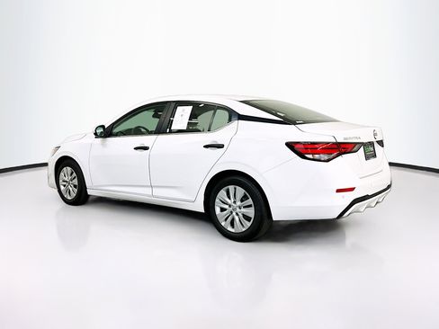 Used 2024 Nissan Sentra S FWD image 5