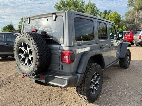 Used 2022 Jeep Wrangler Unlimited Rubicon w/ LED Lighting Group AWD/4WD image 6