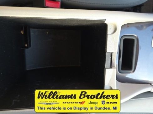 Used 2018 Chevrolet Malibu LT image 20