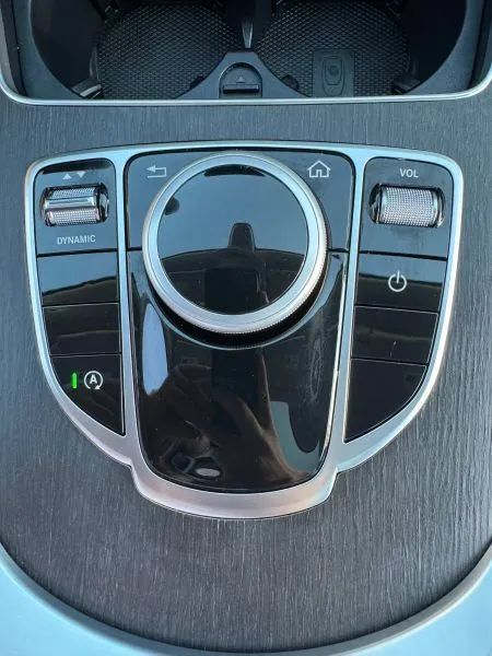 Used 2020 Mercedes-Benz C 300 Sedan image 38