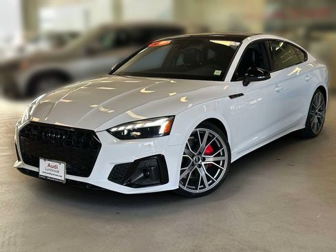 Used 2025 Audi A5 2.0T Premium Plus w/ Premium Plus AWD/4WD image 3