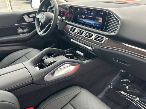 New 2026 Mercedes-Benz GLE 450 4MATIC image 16