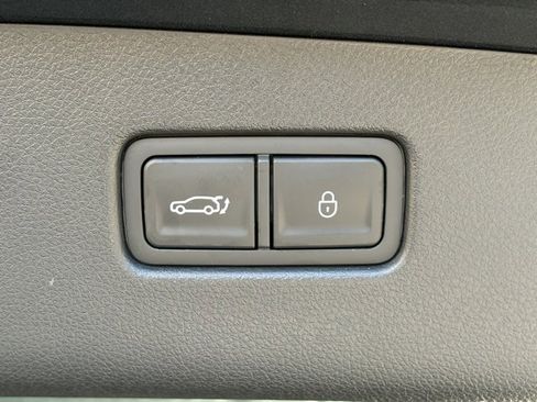 Used 2024 Genesis GV70 3.5T Sport w/ Sport Advanced Package image 28