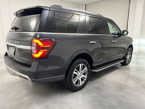 Used 2023 Ford Expedition Limited AWD/4WD image 9