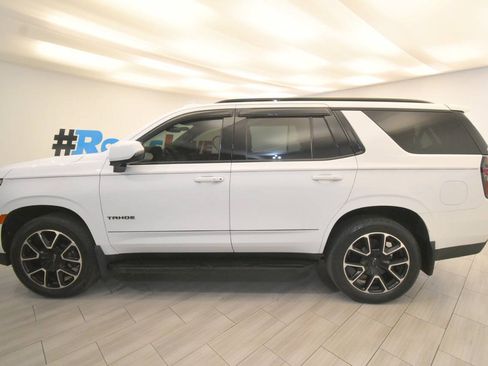 Used 2022 Chevrolet Tahoe RST w/ Luxury Package AWD/4WD image 2