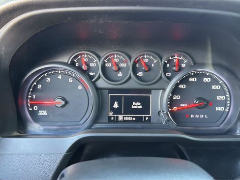 Used 2024 Chevrolet Silverado 2500 Custom w/ Custom Convenience Package AWD/4WD image 15