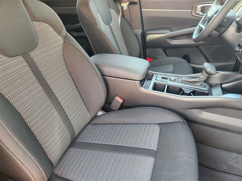 New 2026 Kia Sorento LX image 10