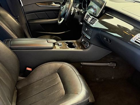 Used 2016 Mercedes-Benz CLS 400 image 30