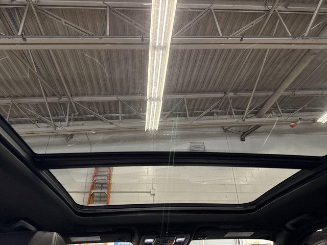 Used 2023 Cadillac Escalade Sport w/ LPO, ONYX Package AWD/4WD image 25
