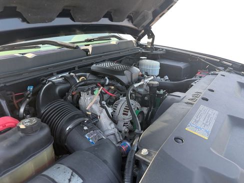 Used 2009 Chevrolet Silverado 2500 LTZ w/ Safety Package AWD/4WD image 30
