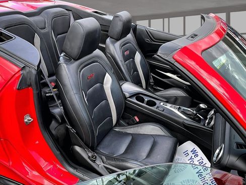 Used 2017 Chevrolet Camaro SS RWD image 7
