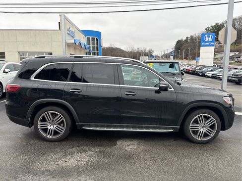 Used 2024 Mercedes-Benz GLS 450 4MATIC image 5