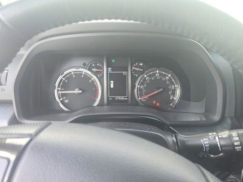 Used 2024 Toyota 4Runner TRD Off-Road Premium image 15