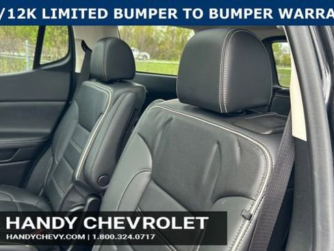 Certified 2022 GMC Acadia Denali w/ Black Diamond Edition AWD/4WD image 32