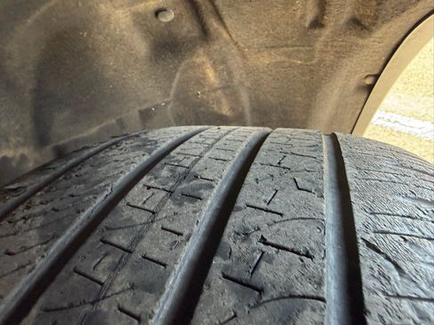 Used 2023 Ford Explorer ST w/ Equipment Group 401A AWD/4WD image 9