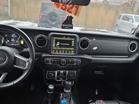 Used 2023 Jeep Wrangler Unlimited Sahara w/ Cold Weather Group image 6