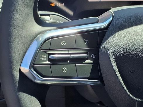 New 2026 Chevrolet Traverse LT w/ LPO, Floor Liner Package image 19