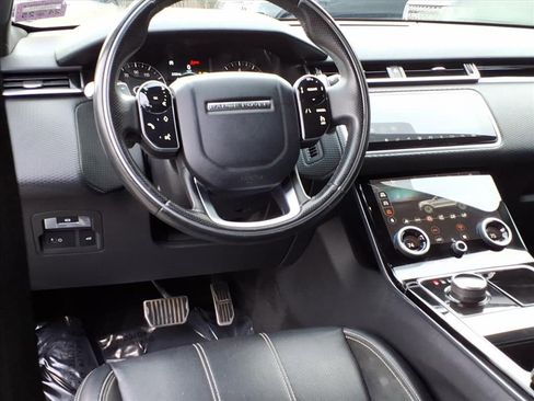 Certified 2020 Land Rover Range Rover Velar R-Dynamic S image 19