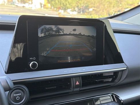 Used 2023 Toyota Prius LE image 13