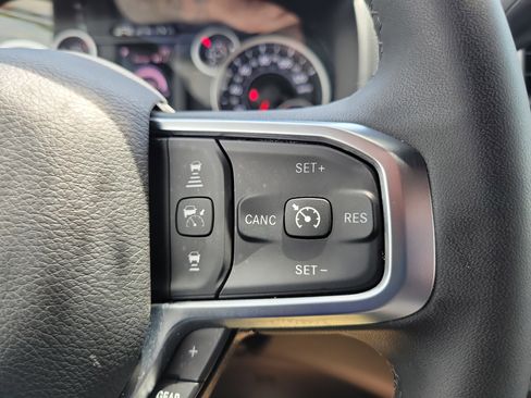 Used 2026 RAM 2500 Big Horn AWD/4WD image 15