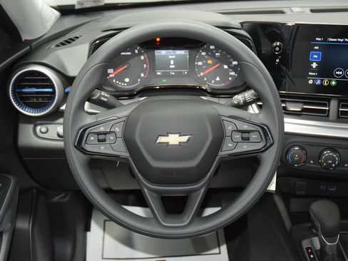 New 2026 Chevrolet Trax LS FWD image 30