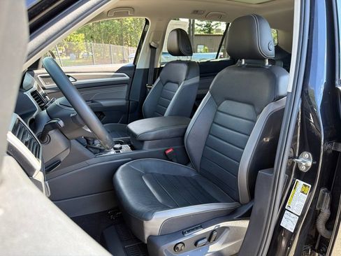 Used 2021 Volkswagen Atlas SEL Premium AWD/4WD image 18