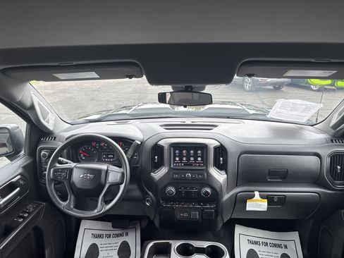 Certified 2025 Chevrolet Silverado 1500 Custom Trail Boss image 24