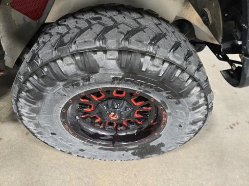 Used 2020 Jeep Wrangler Unlimited Rubicon AWD/4WD image 11