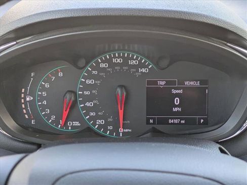 Used 2019 Chevrolet Trax LT w/ LT Convenience Package image 11