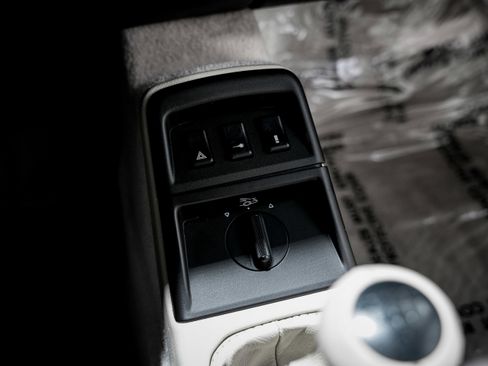 Used 1990 Porsche 911 Carrera image 18