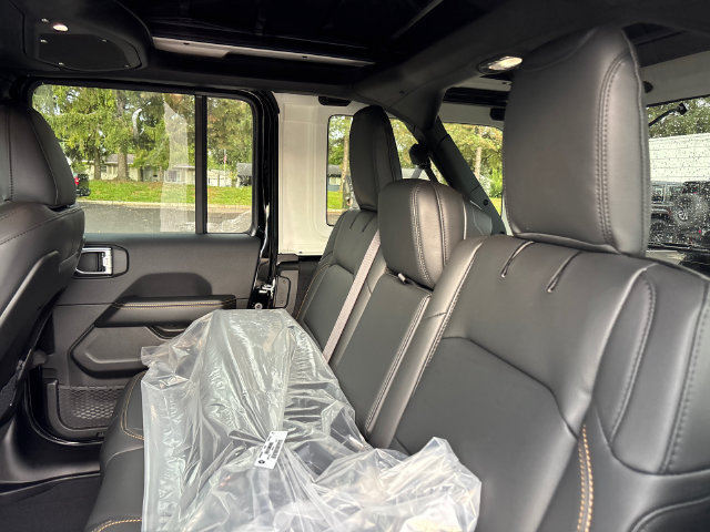 New 2027 Jeep Wrangler Unlimited Sahara AWD/4WD image 3