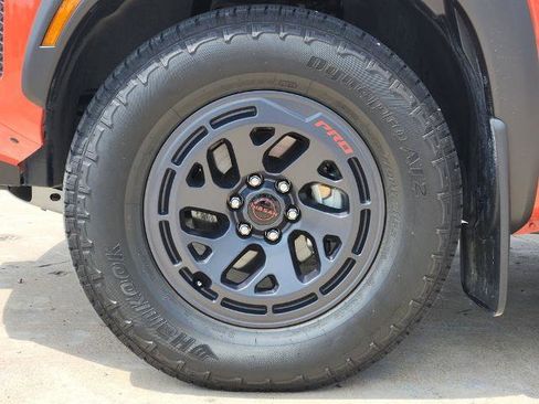 Certified 2025 Nissan Frontier PRO-4X AWD/4WD image 7