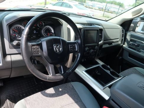 Used 2015 RAM 1500 Lone Star RWD image 6