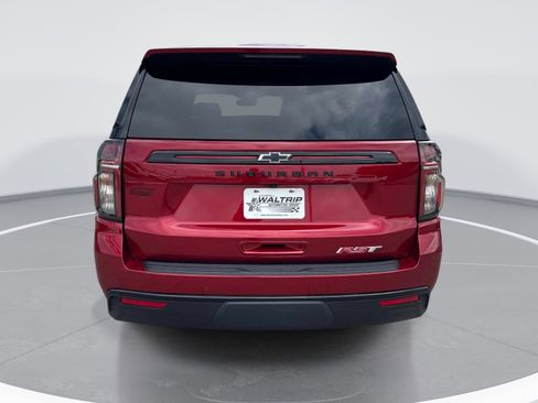 Used 2023 Chevrolet Suburban RST w/ Luxury Package image 7