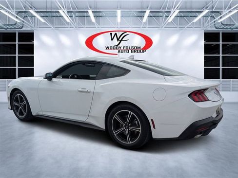 Used 2024 Ford Mustang Coupe image 5