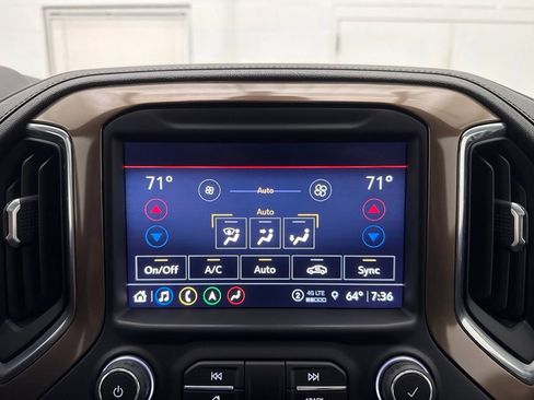 Used 2021 Chevrolet Silverado 1500 High Country w/ Technology Package AWD/4WD image 44