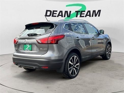 Used 2018 Nissan Rogue Sport SL w/ SL Premium Package image 8