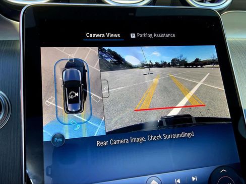 Used 2026 Mercedes-Benz GLC 300 4MATIC image 8