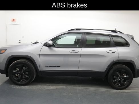 Used 2021 Jeep Cherokee Latitude Plus AWD/4WD image 4