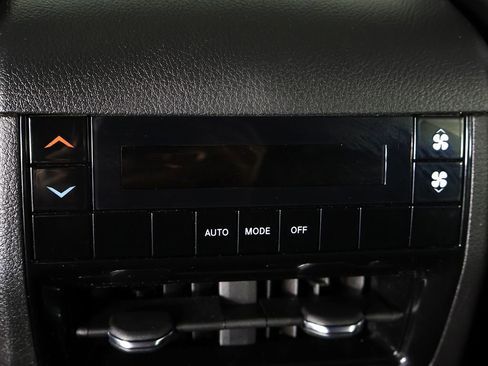 Used 2023 Jeep Grand Cherokee L Laredo AWD/4WD image 55