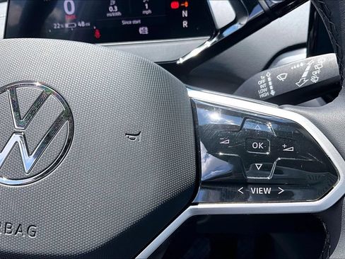 Used 2023 Volkswagen ID.4 Pro S Plus RWD image 27