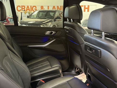 Used 2020 BMW X7 M50i w/ Executive Package AWD/4WD image 17