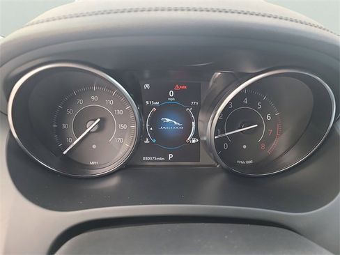 Used 2020 Jaguar E-PACE image 28