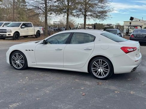 Used 2018 Maserati Ghibli S GranLusso image 5