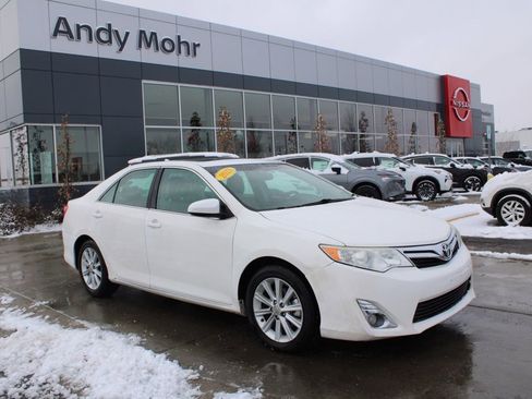 Used 2013 Toyota Camry XLE image 1