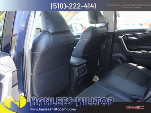 Used 2023 Toyota RAV4 XLE Premium FWD image 17