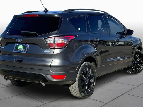 Used 2018 Ford Escape SE w/ Ford Safe & Smart Package image 11